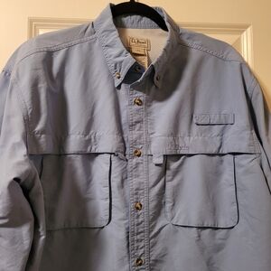 L.L.Bean Men's Light Blue Button-Front Utility Vented Long Sleeve Shirt Size L